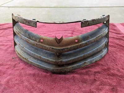 1941 1942 1946 GMC PICKUP TRUCK UPPER GRILLE GENERAL MOTORS GRILL TOP - Image 1 of 4