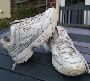 fila trainers size 3