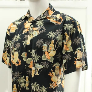 Half Moon Bay Hawaiian Shirt Mens Size M Cocktail Drinks Palms All Over Print - Picture 1 of 11