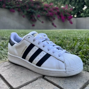 Adidas Superstar Zapatos Mujer Talla 8 Clásicos Puntera Concha FV3284 Tenis - Imagen 1 de 17