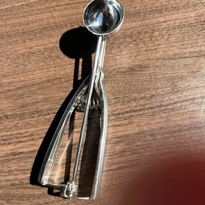 Pampered Chef Cookie Dough Scoop Size 1.75”  Wide Stainless Steel 18/8 - Picture 1 of 4