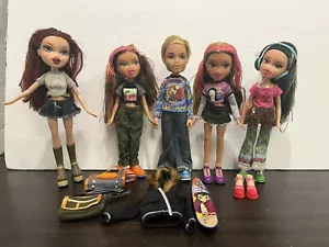 Bratz Puppen Tokyo A-Go-Go Jade Fianna Cameron Lot 5 - Bild 1 von 18
