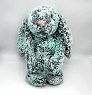 Jellycat Pistachio Bashful Bunny Edición Limitada Exclusiva de Estados Unidos JCINC2160 12" Foto 1 de 4