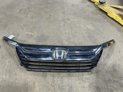 Grille Upper With Pre-crash System Fits 18-20 ODYSSEY 840739 - Image 1 of 4