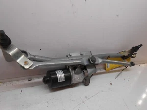 2010 BMW 135 Windshield Wiper Motor OEM 7193036 BV0200 - Picture 1 of 5