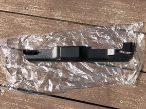 BMW E39 5 SERIES GENUINE FRONT SEAT TRIM SECTION SEAT RUNNER COVER # 52108150012 - Bild 1 von 6