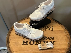 On Cloud 6 Running Shoe - Women’s Size 8 - NEW - Picture 1 of 5