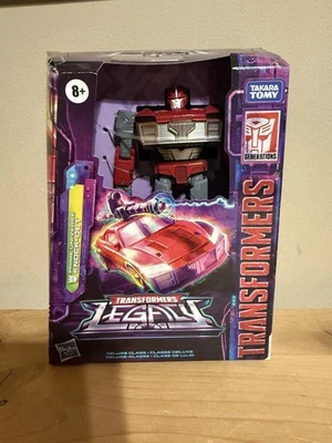 New Transformers 2022 Legacy Prime Universe Knock Out - Image 1 of 2