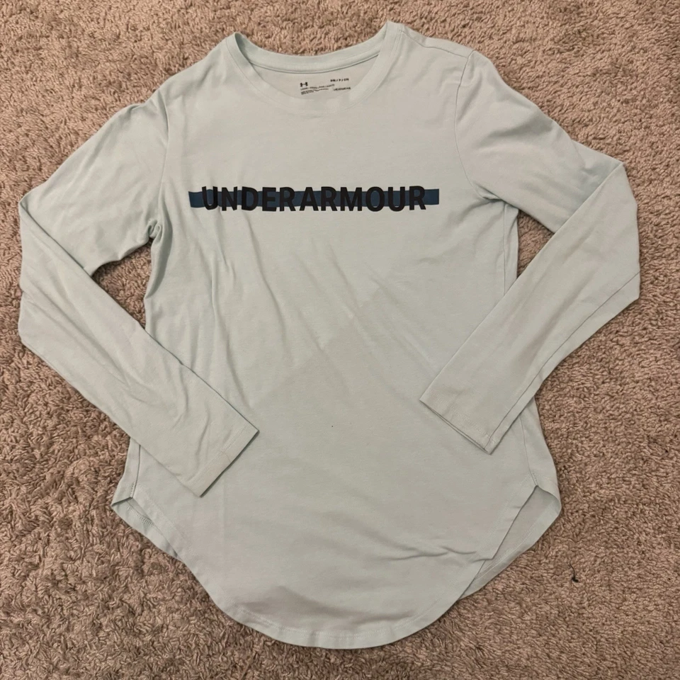 Camisa Under Armour Manga Larga Para Mujer Pequeña Cola de Camisa Logo Como Nueva Suelta Heatgear Foto 1 de 4