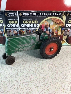 Máquina de tractor agrícola verde de aluminio Slik Toys de colección RARA Oliver Lansing Iowa Foto 1 de 4