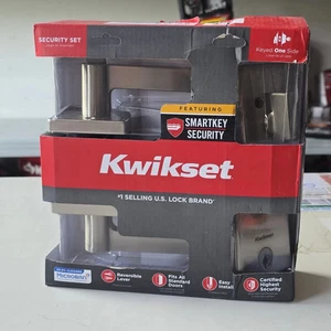 Kwikset Halifax Eingangstürhebel und Riegel Satin Nickel - Bild 1 von 1