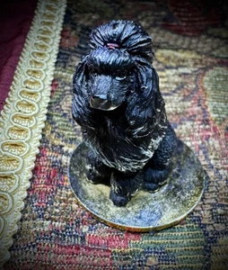 Estatuilla de caniche negro sobre base pequeños conceptos de conversación DTA01D - Imagen 1 de 5