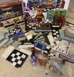 FNAF Five Nights At Freddy’s Show Stage Classic McFarlane Build Set 2018 *Read - Picture 1 of 8