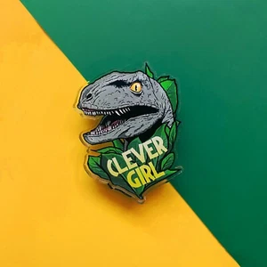 Clever Girl Acrylic Pin Badge Movie Film Lapel Pin Badges Accessory Raptor JP - Foto 1 di 2