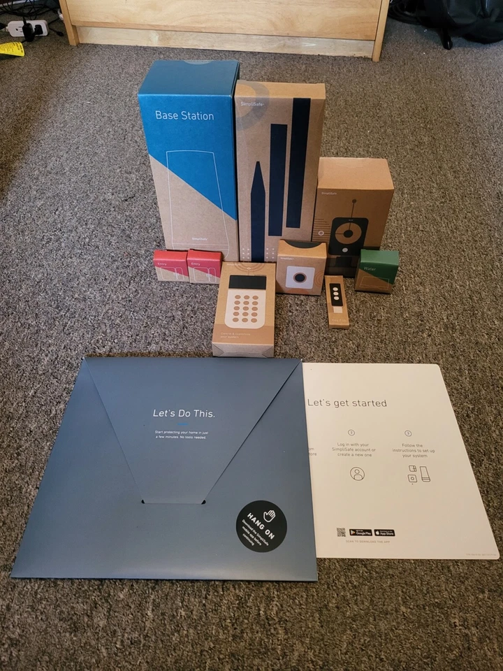 BRAND NEW - SimpliSafe 8pc Security System - Image 1 of 1