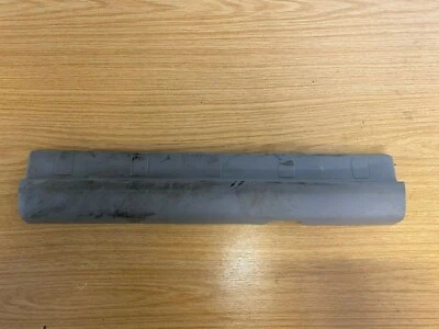 ОТДЕЛКА ПОДНОЖКИ ДЛЯ ПРАВОЙ ЗАДНЕЙ ДВЕРИ NISSAN X TRACK 2002 769518H300 - Изображение 1 из 2