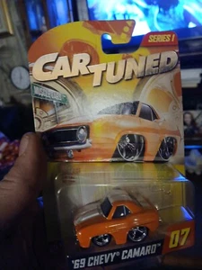 Car Tuned Series 1 WALGREENS Exclusive 1969 Chevy Camaro - HOT MGA #7 Orange - Bild 1 von 2