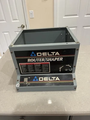 Carcasa para enrutador modelador Delta 43-505 Foto 1 de 4