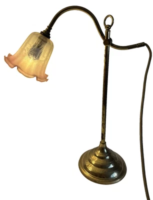 老式可调节台灯-黄铜带玻璃灯罩 — 第 1/4 张图片