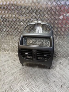 PEUGEOT 206 CC COUPE 02-07 CENTER DASHBOARD SURROUND TRIM FASCIA WITH VENTS - Picture 1 of 6