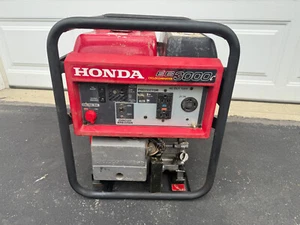 Honda Cycloconverter EB3000C 3000W Generator (#5) - Picture 1 of 6
