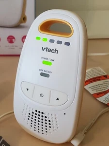 VTECH DM111 Digital Audio Baby Monitor. 1000ft range, 5-level sound indicator. - Picture 1 of 12