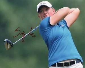STACY LEWIS SIGNED AUTOGRAPH LPGA WOMENS GOLF 8X10 PHOTO PROOF - Picture 1 of 2