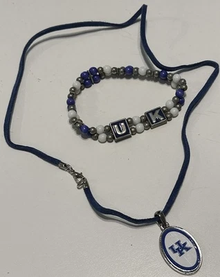 Conjunto de joyas Kentucky Wildcats collar pulsera de cuentas elásticas Reino Unido NCAA azul blanco Foto 1 de 3