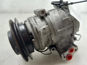 91-92 TOYOTA LANDCRUISER 4.0L AC COMPRESSOR - Picture 1 of 12