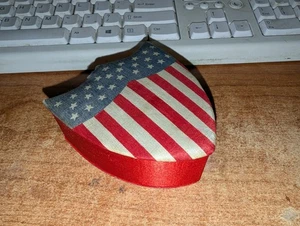 Vintage World War American Patriotic Shield Shaped Box Candy box - Picture 1 of 7