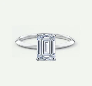 Anillo de diamantes cultivados creado en laboratorio con esmeralda de 1,5 quilates de oro blanco de 14 k IGI E/VVS - Imagen 1 de 2