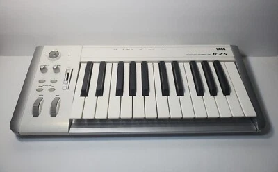 Teclado controlador de estudio KORG K25 MIDI probado limpio Foto 1 de 4