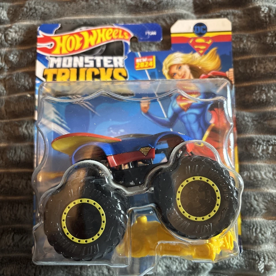 Hot Wheels - Monster Trucks DC Supergirl 2024 (BBHTM32) Foto 1 de 2