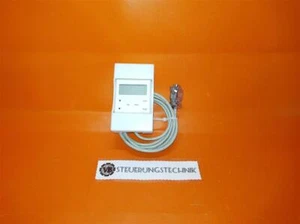 Lenze Hand Terminal Type: EMZ8272BB.V001 Including 2.5M Cable - Picture 1 of 2