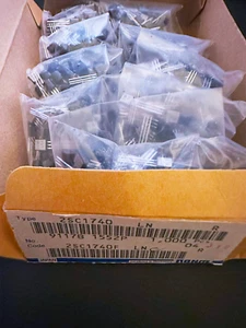 100Pcs 2SC1740 C1740 ROHM NPN Silicon Transistor BJT 50V 0.15A 300mW TO-92 - Picture 1 of 3