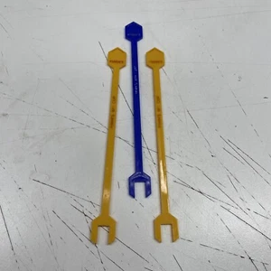ORIGINAL RETRO Swizzle Stick Remy Martin Brandy Pimms Alcohol Bar Lote Bebida - Imagen 1 de 4