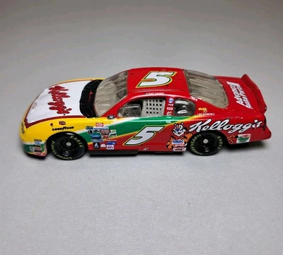 Vtg. 2000 Monte Carlo  Kellogg's #5  Race Car  1:63 Action - Image 1 of 4