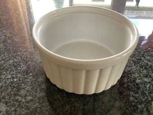 weiße runde feuerfeste Form 15 cm/8 cm - Bild 1 von 3