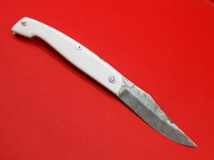 Navaja de Bolsillo Damasco Patrón Hecho a Mano Personalizada Mango de Resina Blanca A167 - Imagen 1 de 9