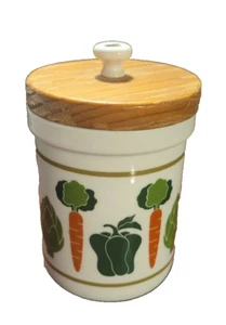 Vintage MCM Gallery Original Ceramic and Wood Lid Vegetable Print Canister 4.5" - Picture 1 of 4