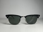 Pre-Owned Ray Ban RB3016 Clubmaster Classic Black Frame 1016/71 Red Interior