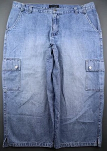 Women's Lee Riveted Mid Rise Cargo Capri Jeans Medium Wash Size 20WM (Msr 40x22) - Picture 1 of 9