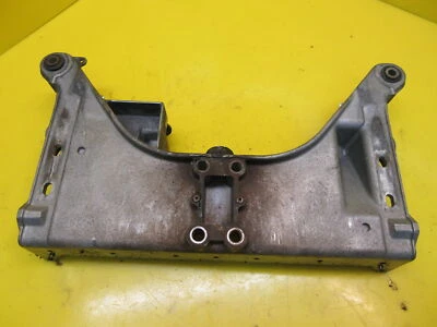 YAMAHA VMAX V-MAX 700 FRONT CAST BULKHEAD CHASSIS FRAME SUPPORT CROSSMEMBER 600 - Image 1 of 4