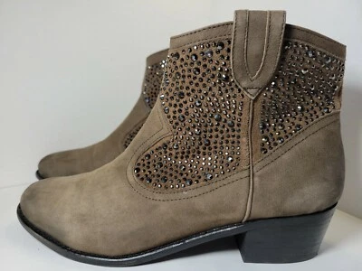 INTERNATIONAL CONCEPT CAYNE2 VERDE MARRÓN con BOTÍN CRISTALES NEGROS 8,5 M USADO EN EXCELENTE ESTADO Foto 1 de 4