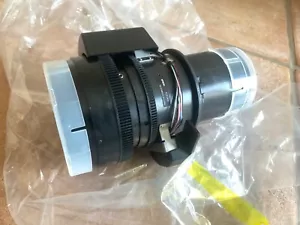 EPSON ELPLM15 Middle Throw Zoom Projector Lens - Picture 1 of 1