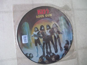 KISS "LOVE GUN" NEW/MINTY-FRESH PICTURE DISC LP - Picture 1 of 1