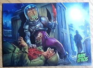 2013 Topps Mars Attacks! Invasion Card 18 STEALTH STRIKE. - Picture 1 of 3