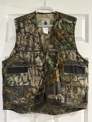 Northwest Territory Hunting Field Vest Camo Large With Game Bag On Back - Image 1 of 4
