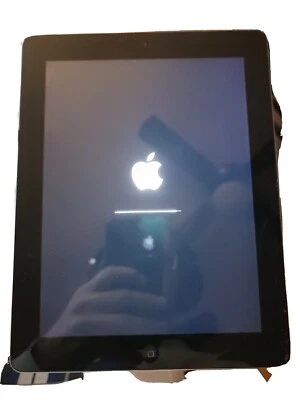 iPad 2da Generación Wifi y Celular, Negro ROTO Foto 1 de 3