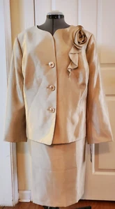 NWT Le SUIT 2PC Champagne Shiny Polyester Formal Skirt Suit Bow Size 22W - Picture 1 of 12